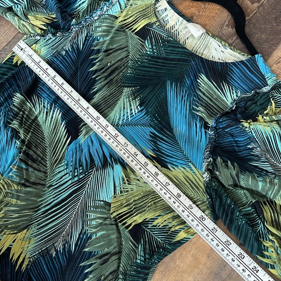 CUPIO Palm Print Boho top (L) - Picture 6 of 8